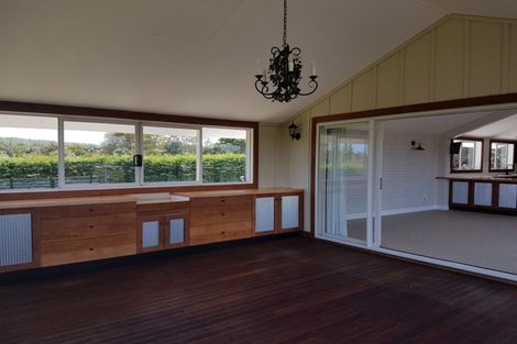 Photo of property in 381 Batty Road, Karaka, Papakura, 2580