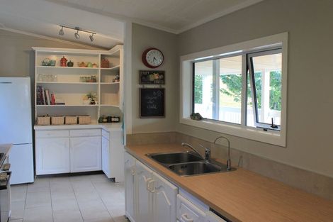 Photo of property in 10a Hill Street, Lawrence, 9532