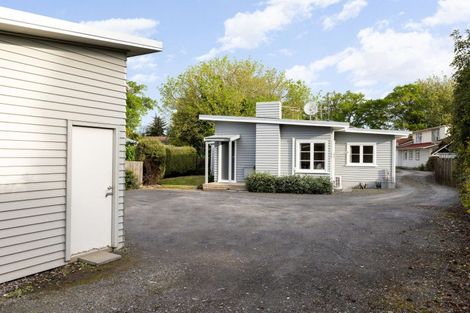 Photo of property in 12 Thornton Road, Cambridge, 3434