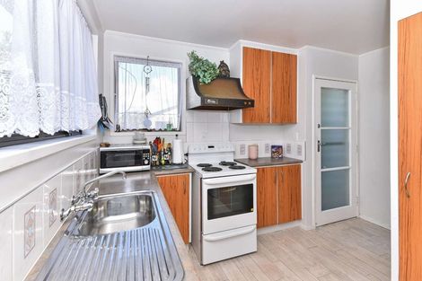 Photo of property in 14 Le Havre Place, Takanini, 2112