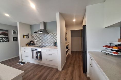 Photo of property in 20 Bamber Crescent, Halswell, Christchurch, 8025