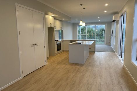 Photo of property in 14 Koreke Close, Kenepuru, Porirua, 5022