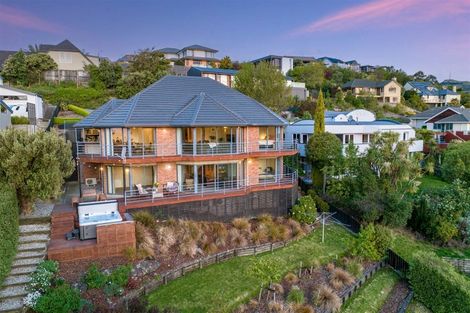 Photo of property in 12 Lucknow Place, Cashmere, Christchurch, 8022