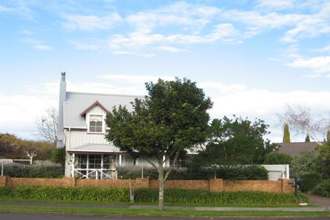 Photo of property in 1 Tington Avenue, Wattle Downs, Auckland, 2103