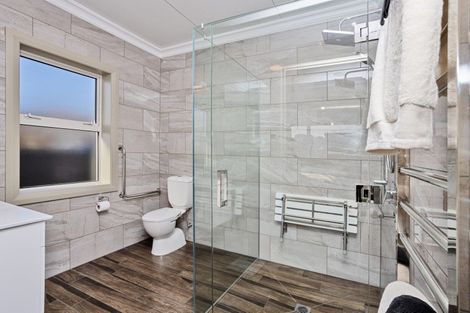 Photo of property in 9 Barker Place, Waikiwi, Invercargill, 9810