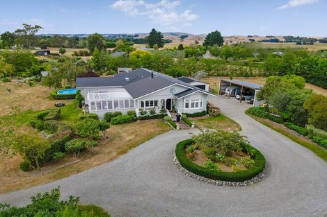 Photo of property in 11 Campbell Drive, Martinborough, 5711
