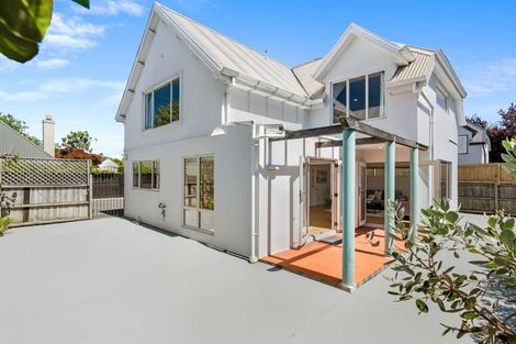 Photo of property in 2/97 Clyde Road, Ilam, Christchurch, 8041