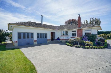 Photo of property in 1048 Lochiel-branxholme Road, Branxholme, Invercargill, 9874