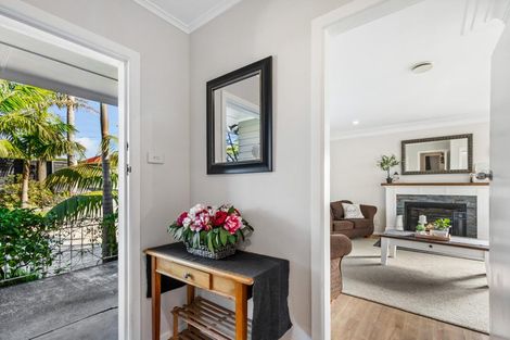 Photo of property in 199 Waimumu Road, Massey, Auckland, 0614