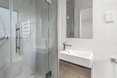 Photo of property in 14 Hokoteta Street, Mount Wellington, Auckland, 1062