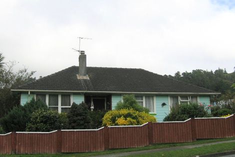 Photo of property in 15 Rintoul Grove, Stokes Valley, Lower Hutt, 5019