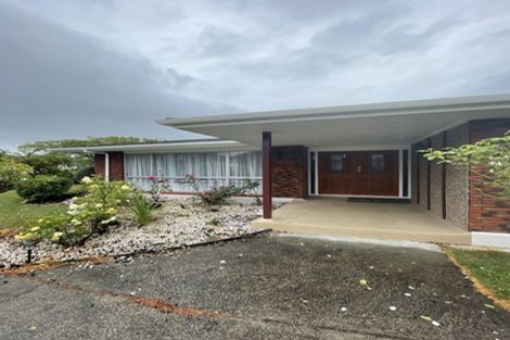 Photo of property in 14 Westhaven Grove, Takaro, Palmerston North, 4412