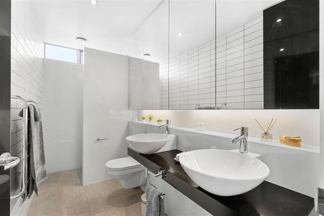 Photo of property in 21 Weka Street, Fendalton, Christchurch, 8041