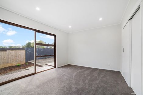 Photo of property in 8 Heaton Grove, Chatswood, Auckland, 0626