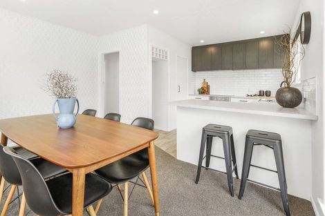 Photo of property in 260 Sandwich Road, St Andrews, Hamilton, 3200