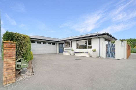 Photo of property in 1/61 Colombo Street, Cashmere, Christchurch, 8022