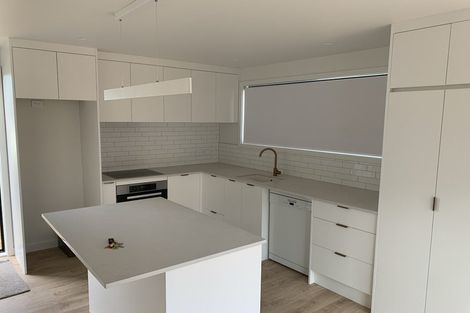 Photo of property in 19 Maude Street, Riverhead, 0820