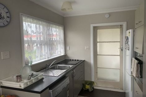 Photo of property in 6 Bartholomew Road, Levin, 5510