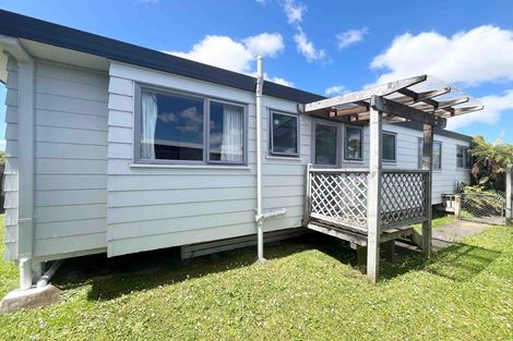 Photo of property in 1/10 Miriam Corban Heights, Henderson, Auckland, 0612