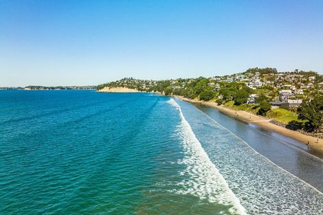 Photo of property in 11 William Bayes Place, Red Beach, 0932