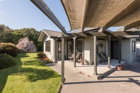 Photo of property in 32 Hoult Crescent, Monaco, Nelson, 7011