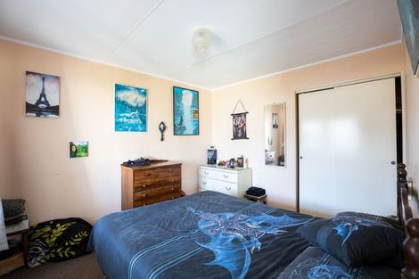 Photo of property in 70 Hume Street, Waitara, 4320