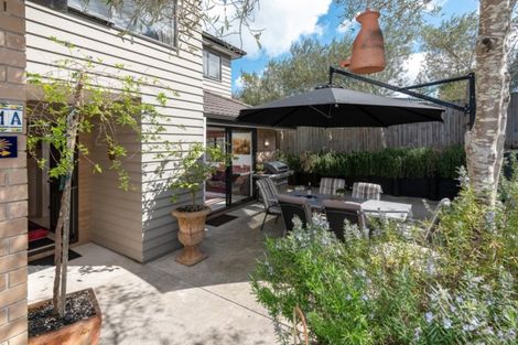 Photo of property in 29a Advene Road, Cockle Bay, Auckland, 2014