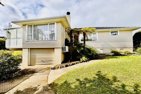 Photo of property in 71 Ridge Road, Howick, Auckland, 2014