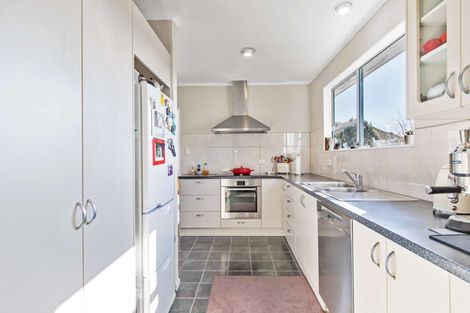 Photo of property in 7 Keel Place, Whitby, Porirua, 5024