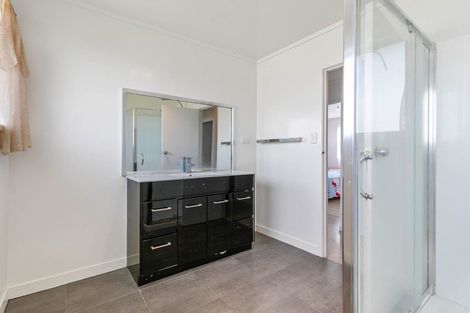 Photo of property in 14 Sidey Avenue, Clover Park, Auckland, 2019
