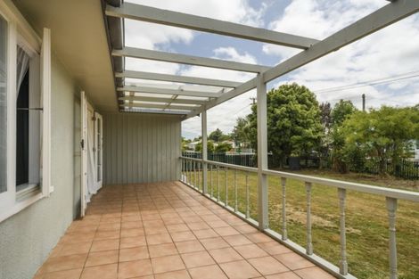 Photo of property in 8 Lambert Street, Marton, 4710