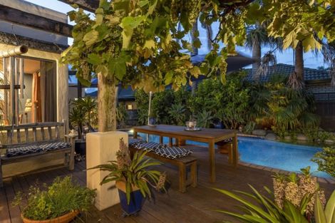 Photo of property in 2 La Cumbre Close, Bethlehem, Tauranga, 3110