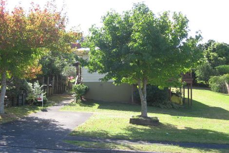 Photo of property in 22 Palliser Lane, Browns Bay, Auckland, 0630