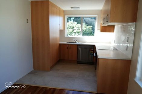 Photo of property in 11 Karo Place, Glendene, Auckland, 0602