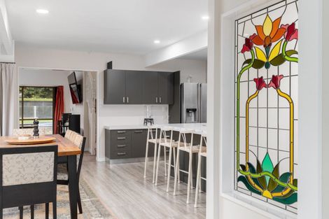 Photo of property in 2 Cannon Hill Crescent, Mount Pleasant, Christchurch, 8081