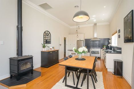 Photo of property in 17 Perrin Place, Kelvin Grove, Palmerston North, 4414