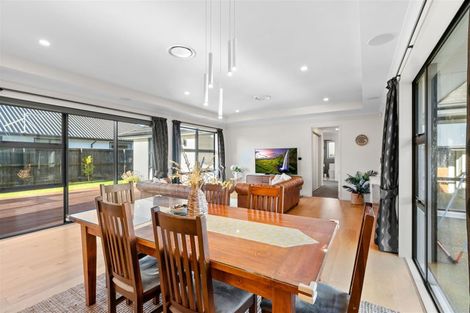 Photo of property in 10 Bronco Drive, Aidanfield, Christchurch, 8025