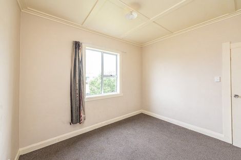 Photo of property in 184 Cornfoot Street, Castlecliff, Whanganui, 4501