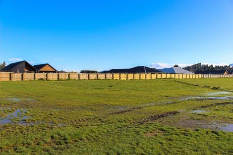 Photo of property in 11 Arrowsmith Drive, Clover Park, Auckland, 2019