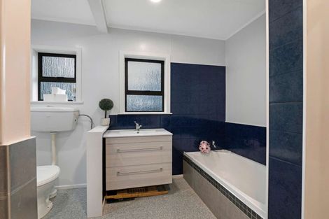 Photo of property in 54 Mosston Road, Castlecliff, Whanganui, 4501