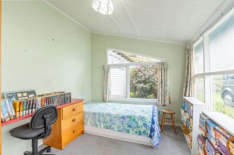 Photo of property in 44 Francis Road, Paraparaumu Beach, Paraparaumu, 5032
