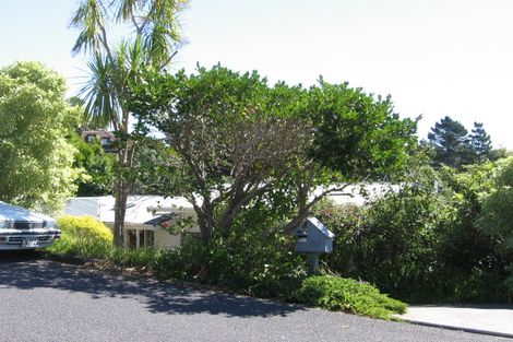 Photo of property in 96 Castor Bay Road, Castor Bay, Auckland, 0620