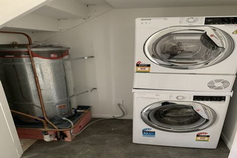 Photo of property in 4/11 Edgecumbe Street, Whitiora, Hamilton, 3200