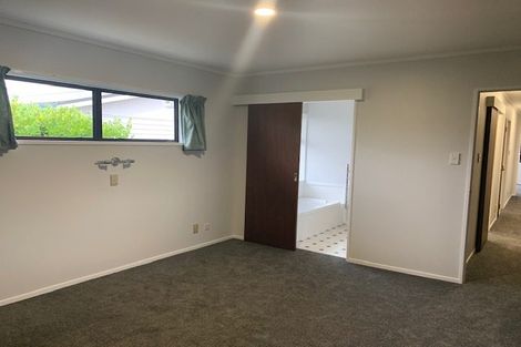 Photo of property in 13 Sheridan Crescent, Leamington, Cambridge, 3432