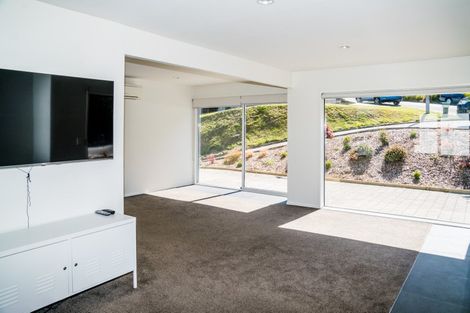 Photo of property in 4a Dart Place, Fernhill, Queenstown, 9300