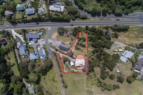 Photo of property in 260 State Highway 10, Cable Bay, 0420