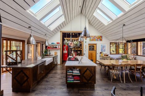 Photo of property in 270 Beacon Point Road, Wanaka, 9305