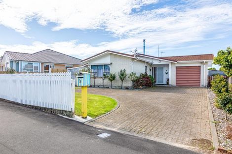 Photo of property in 8 Totara Street, Lansdowne, Masterton, 5810
