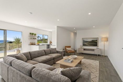Photo of property in 10 Morey Road, Cable Bay, 0420