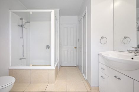 Photo of property in 49 Wharf Road, Clarks Beach, Pukekohe, 2679